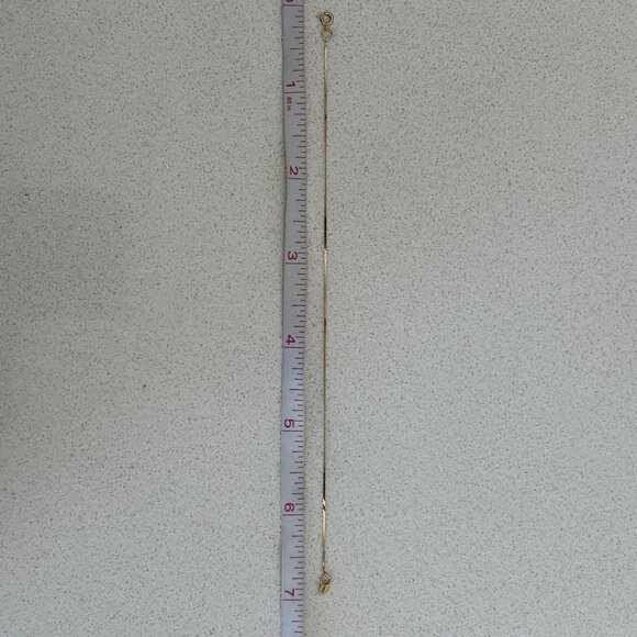 14K Solid Gold Dainty Bracelet - 7 Inches - Picture 6 of 7